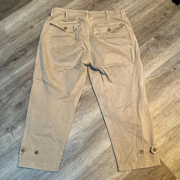 Liverpool Los Angeles women’s khaki pants petite - Picture 7 of 7